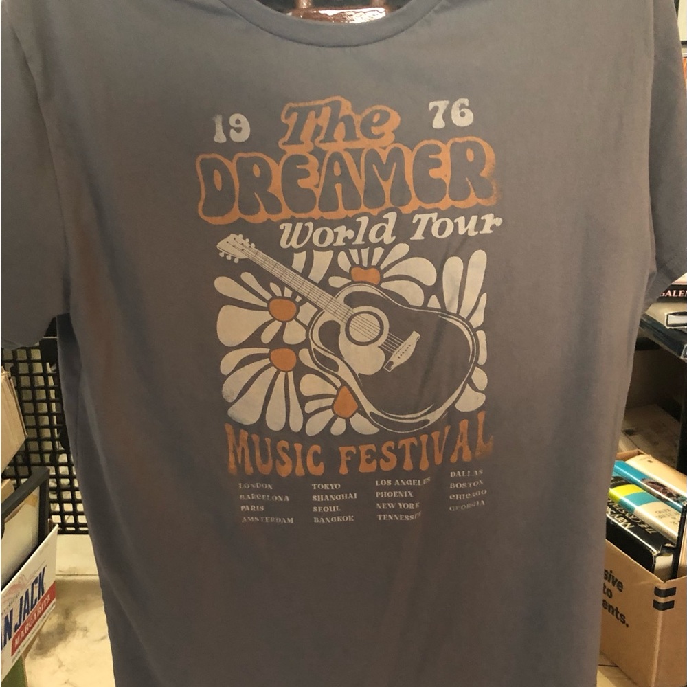 1976 The Dreamer World Tour Music Festival Gray Short Sleeve T-Shirt Adult Sz L